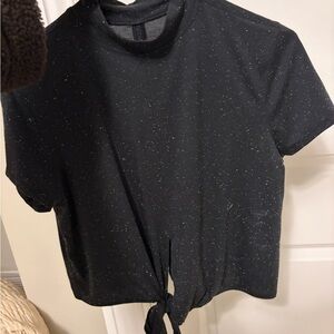 Lululemon tee Black Speckled Tie-Front Women's Top